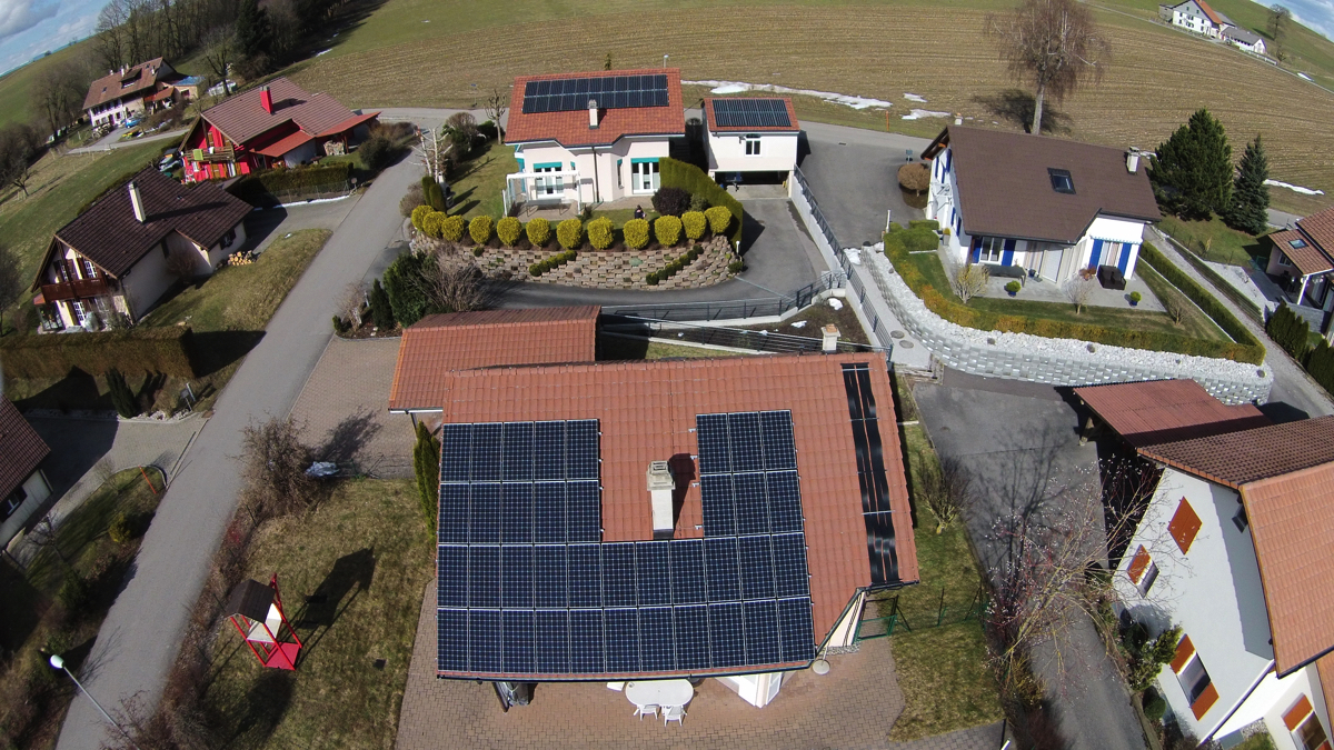 Centrale solaire de 9'120 Wc à 1742 Autigny