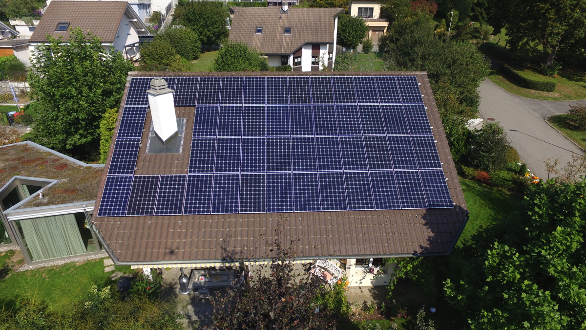 Centrale solaire de 12'960 Wc à 1723 Marly
