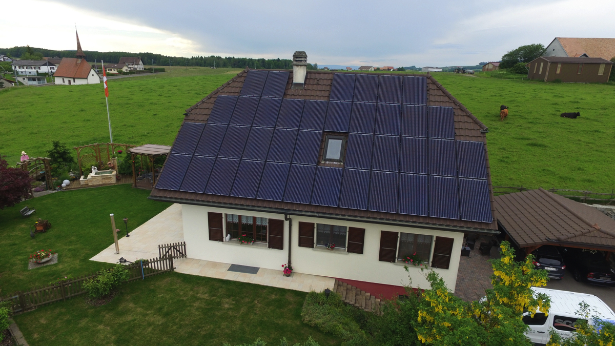 Centrale solaire de 11'115 Wc à 1627 Vaulruz